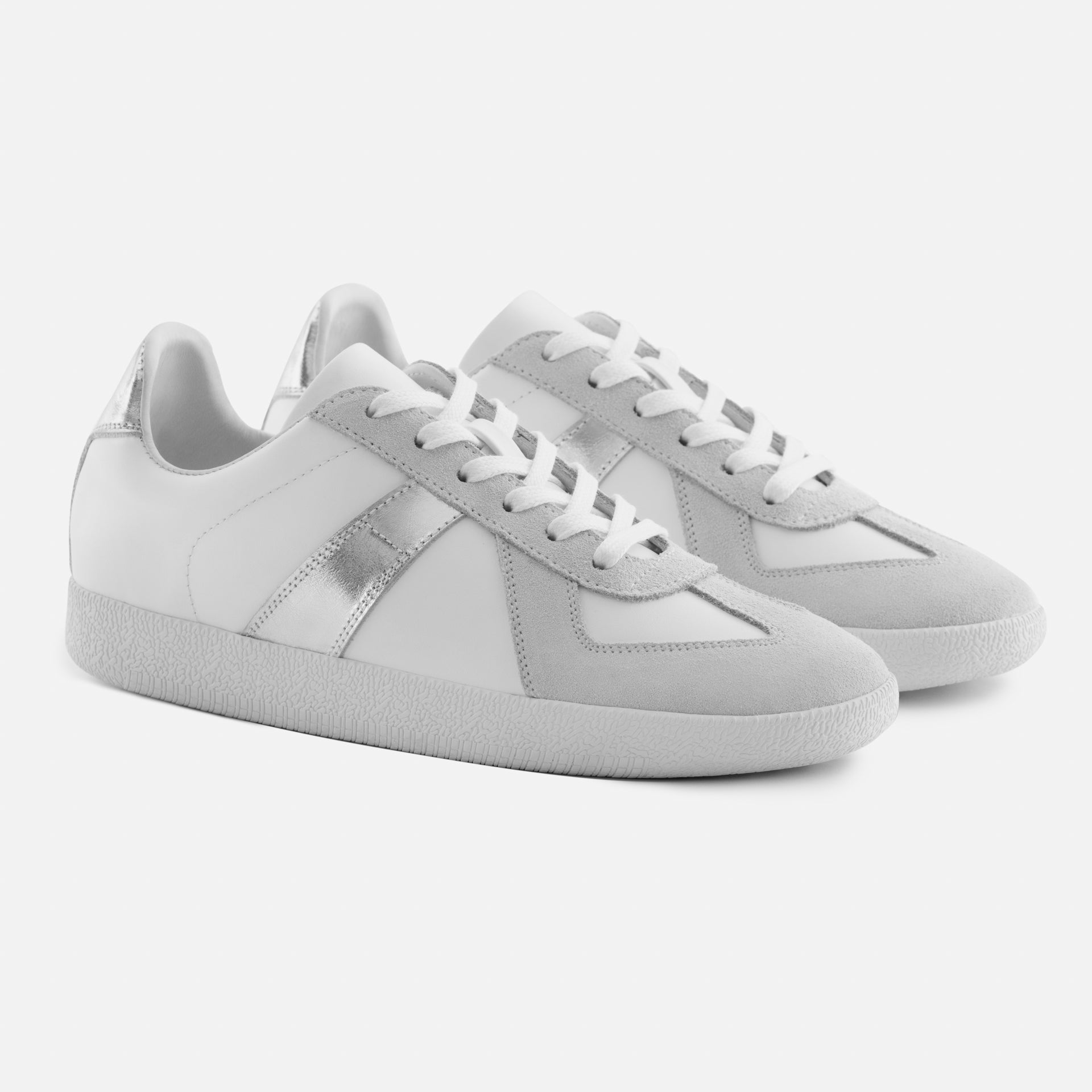 Morgen Trainers - Women's Metallic Leather & Suede